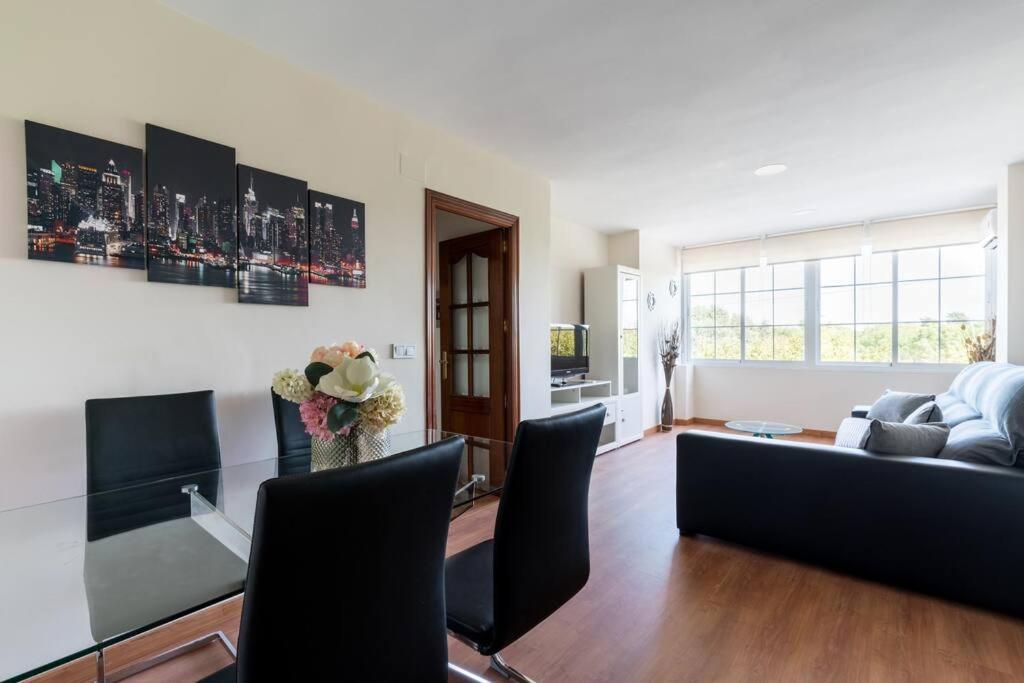 Miraflores Luxury Suites Siviglia Esterno foto