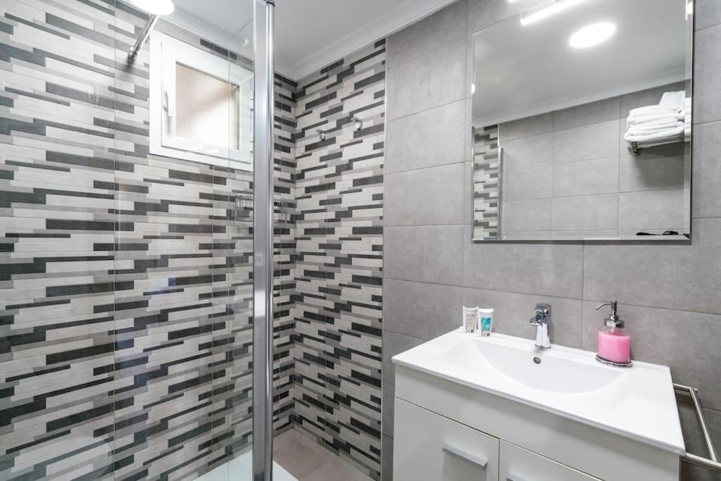 Miraflores Luxury Suites Siviglia Esterno foto